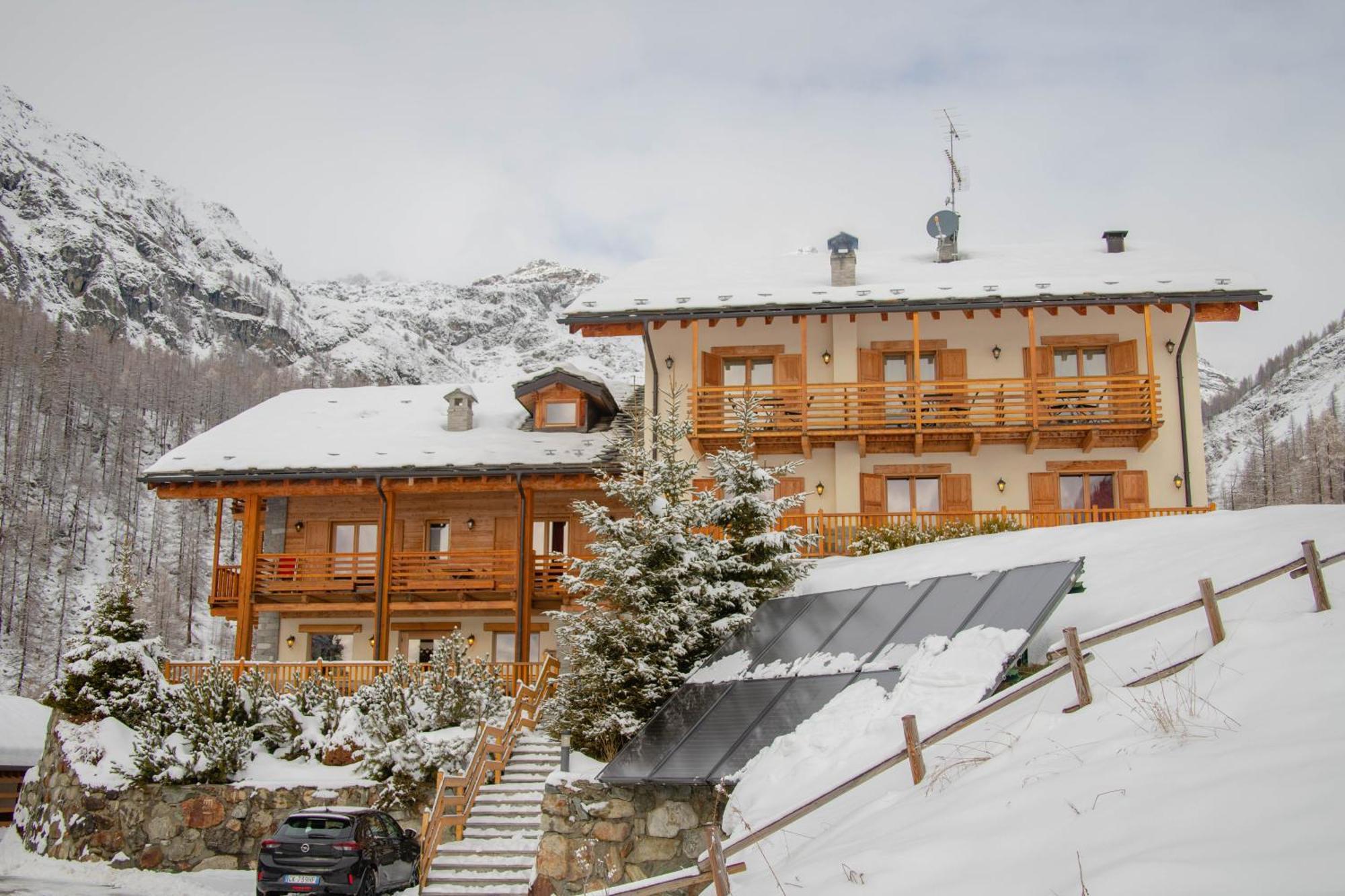 Ellex Eco Hotel Грессоней-ла-Трините Экстерьер фото