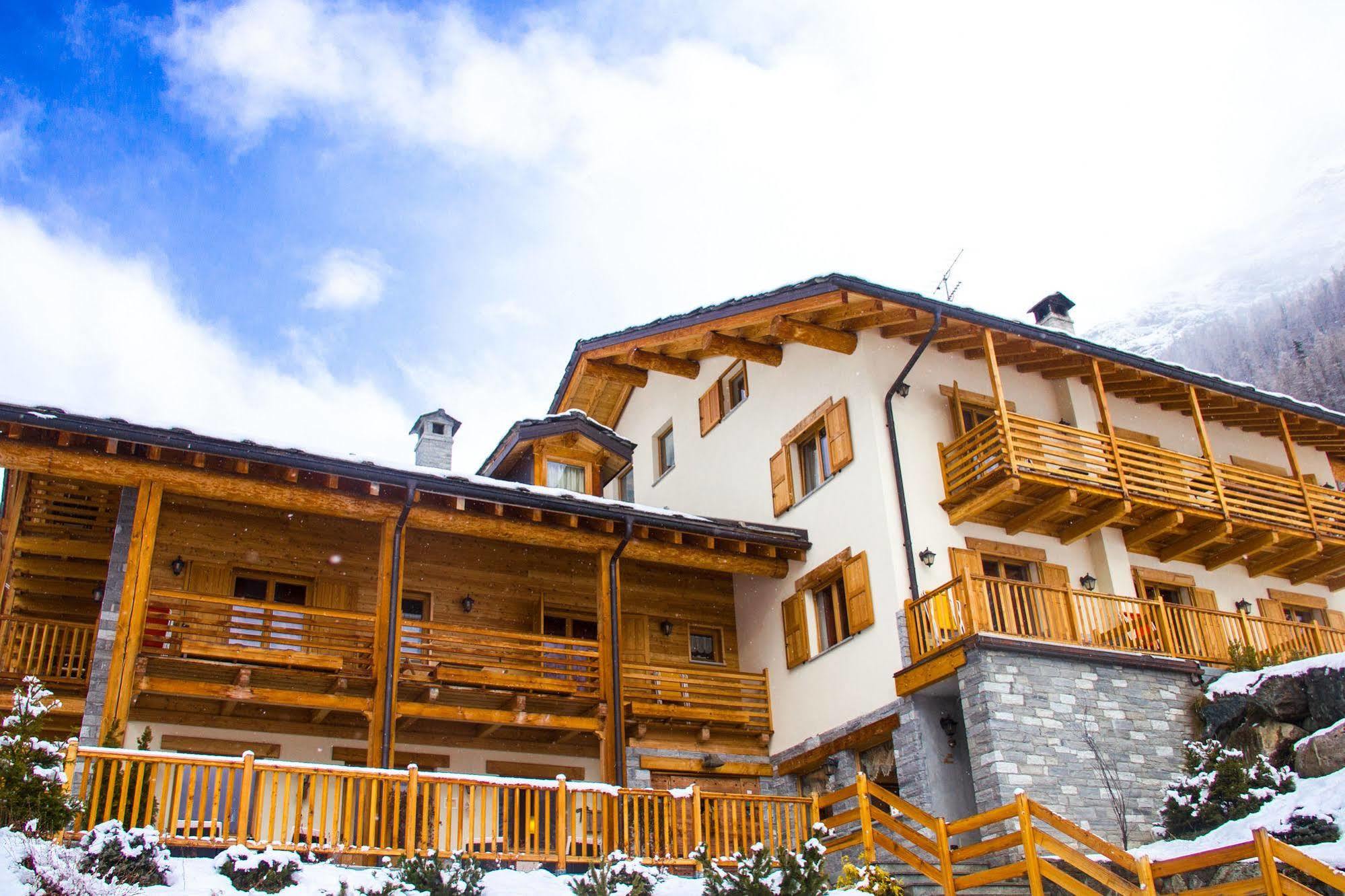 Ellex Eco Hotel Грессоней-ла-Трините Экстерьер фото