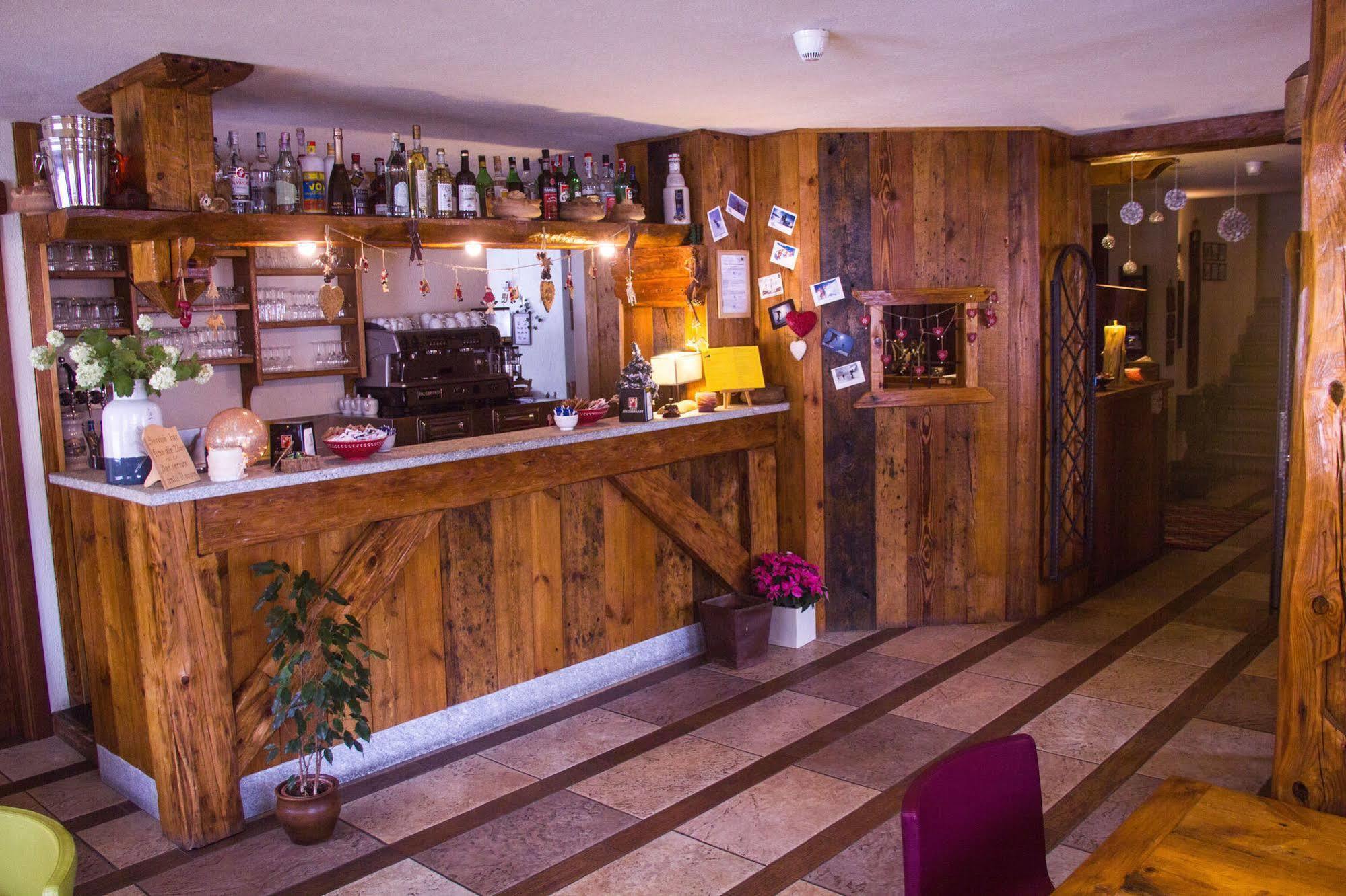 Ellex Eco Hotel Грессоней-ла-Трините Экстерьер фото