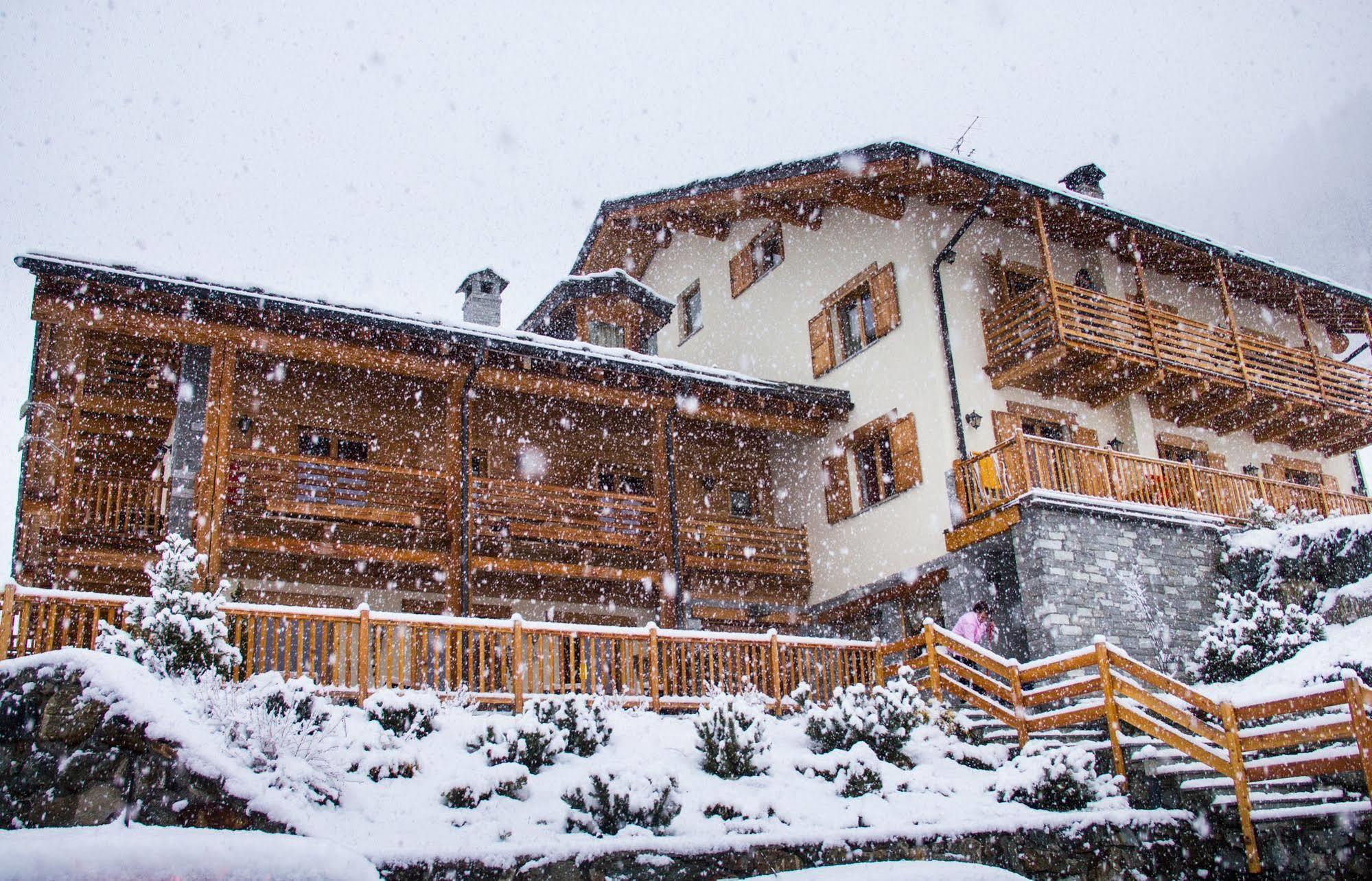 Ellex Eco Hotel Грессоней-ла-Трините Экстерьер фото